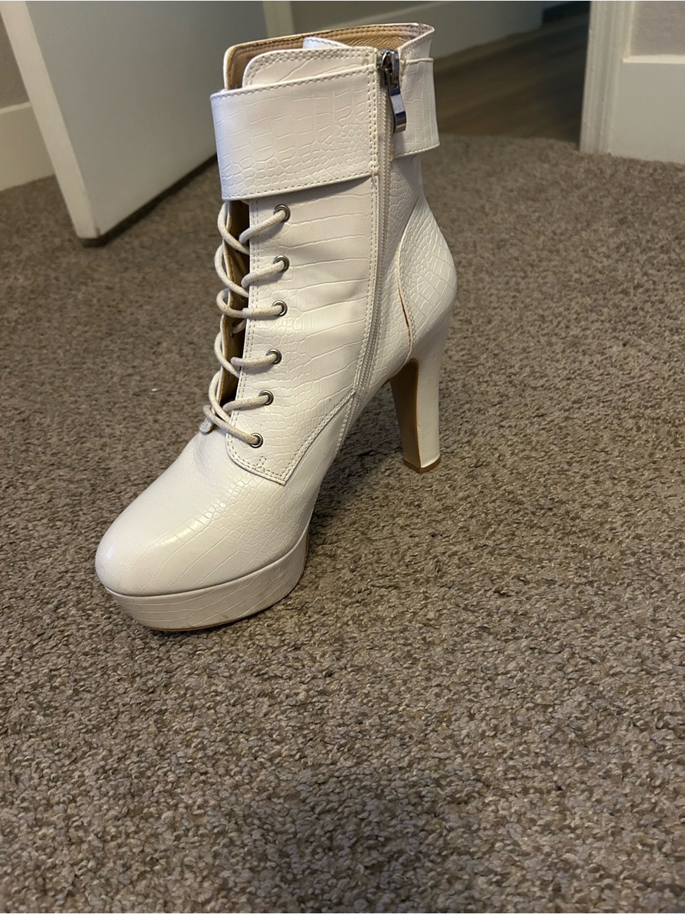 White Croc-Embossed Platform Ankle Boot with Lace-Up Front